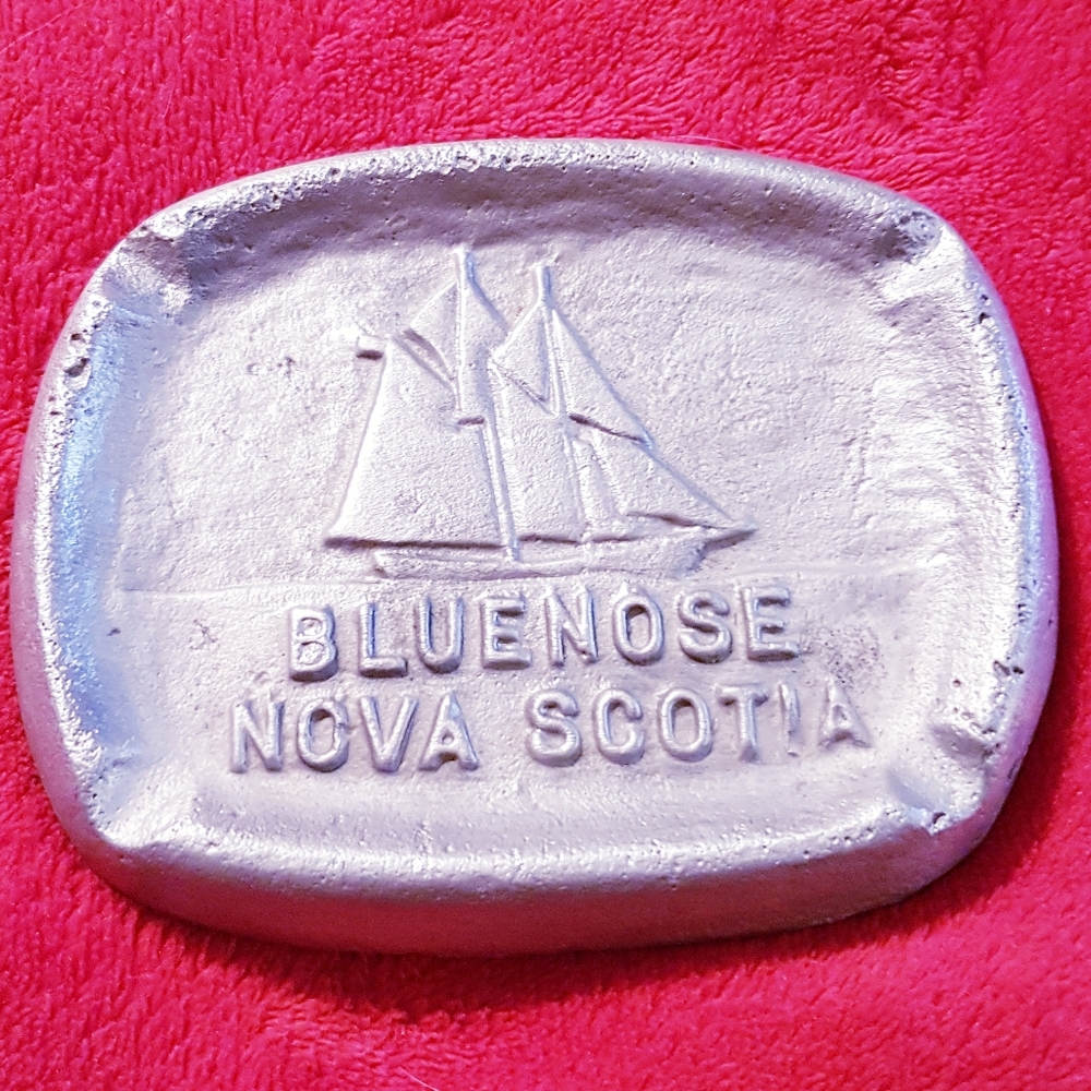 Nova Scotia Bluenose Ship Commemorative Metal Ashtray Schooner MCM Vintage HTF